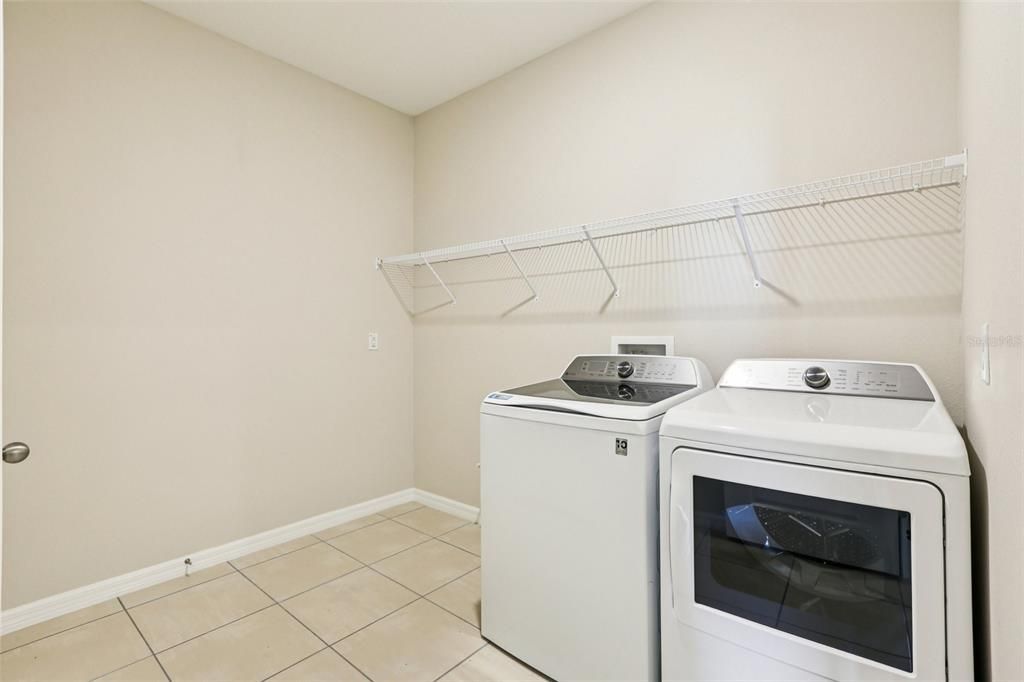 For Sale: $489,900 (4 beds, 3 baths, 2798 Square Feet)