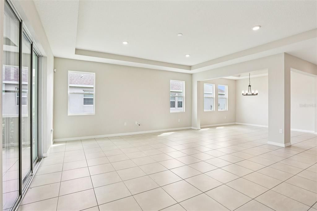 For Sale: $489,900 (4 beds, 3 baths, 2798 Square Feet)