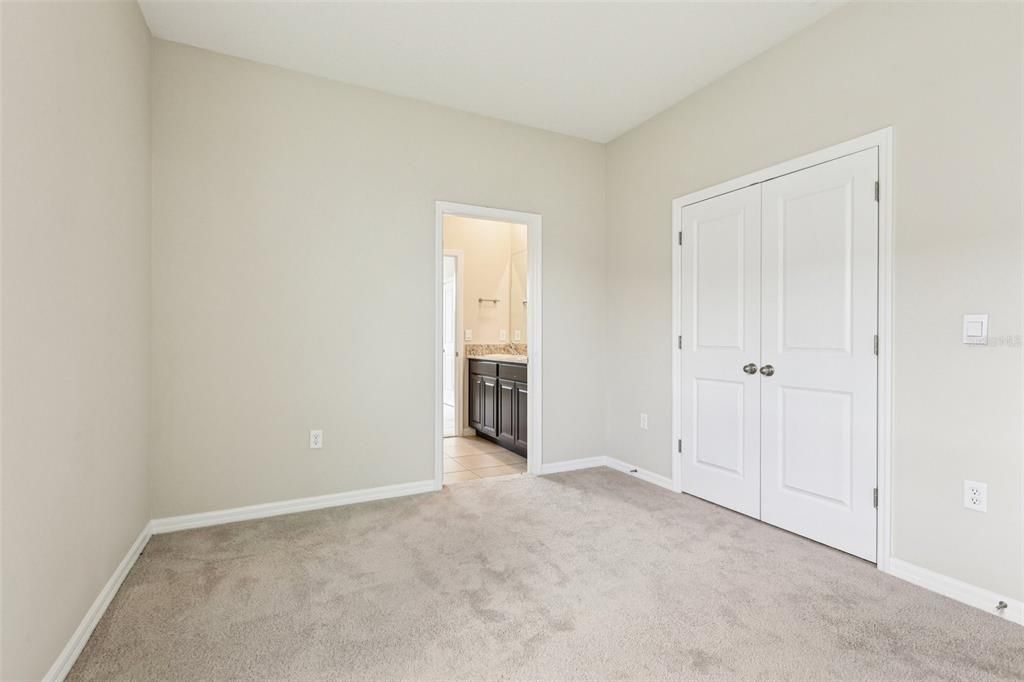 For Sale: $489,900 (4 beds, 3 baths, 2798 Square Feet)