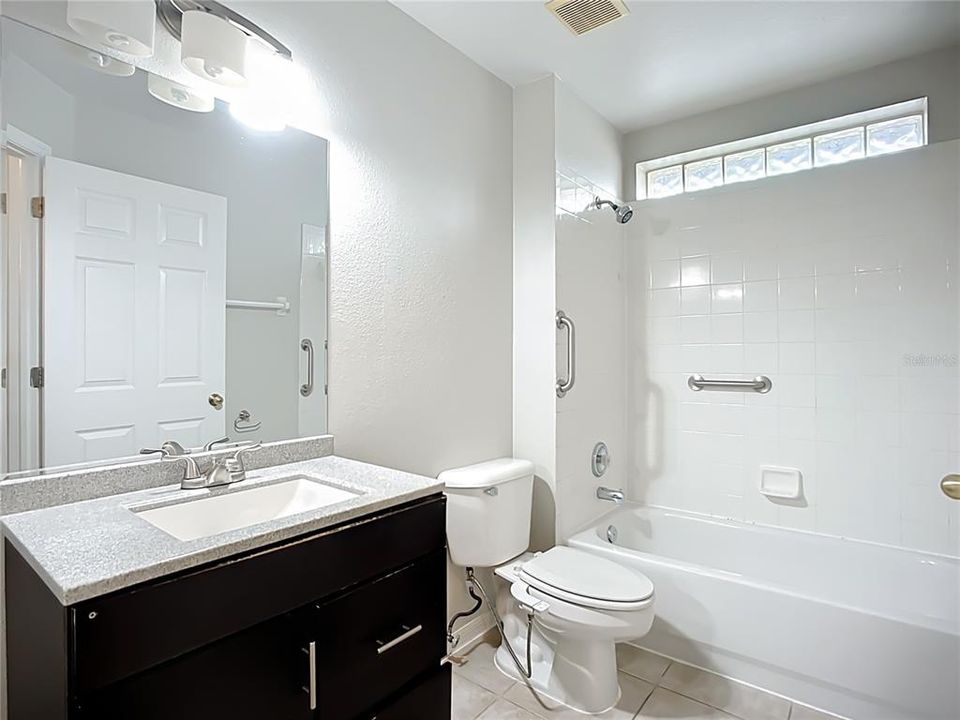 For Sale: $329,900 (3 beds, 2 baths, 1313 Square Feet)