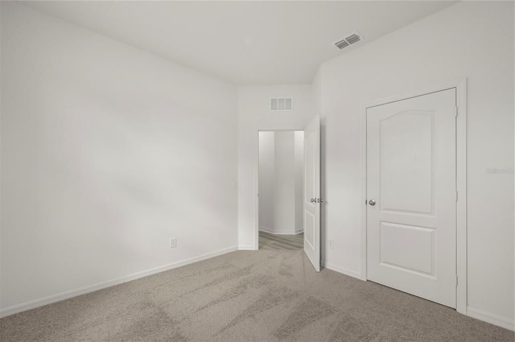 待售: $354,900 (5 贝兹, 3 浴室, 1984 平方英尺)