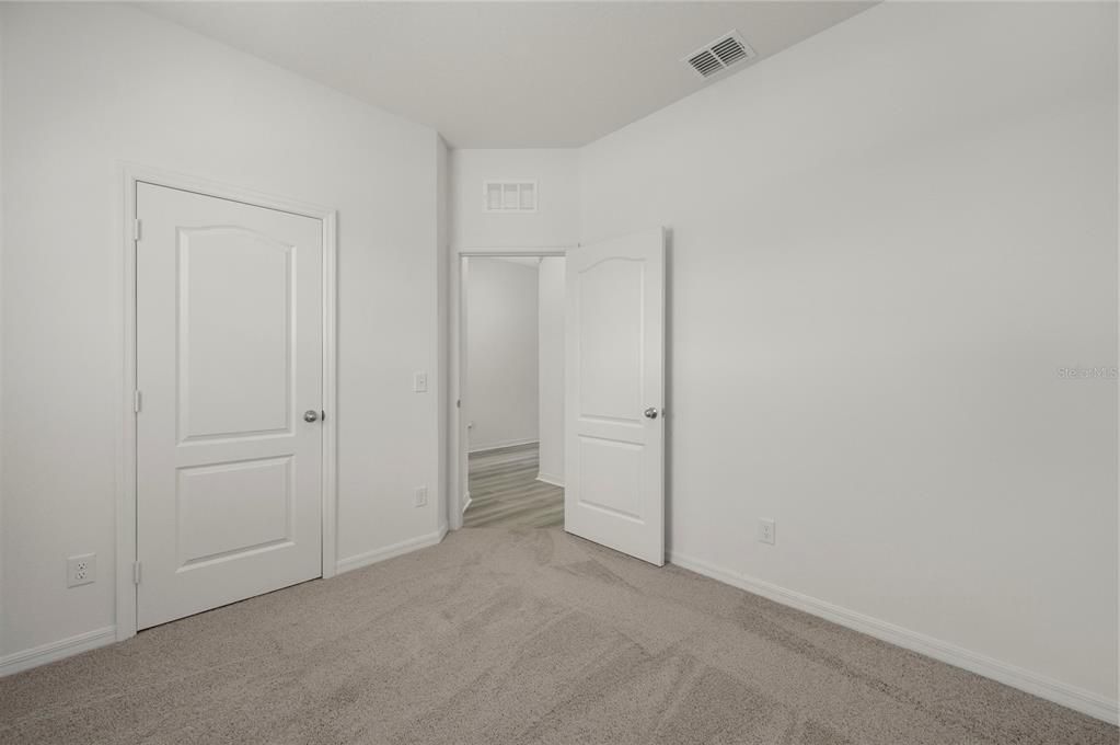 待售: $354,900 (5 贝兹, 3 浴室, 1984 平方英尺)