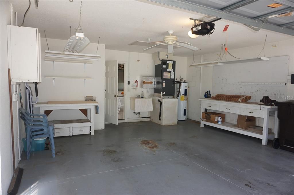 合同活跃: $198,875 (2 贝兹, 2 浴室, 1550 平方英尺)