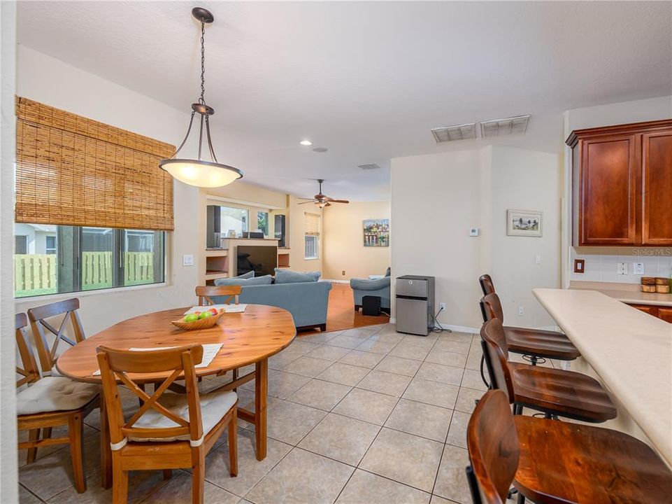 For Sale: $425,000 (4 beds, 2 baths, 2604 Square Feet)