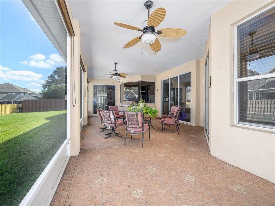 For Sale: $425,000 (4 beds, 2 baths, 2604 Square Feet)