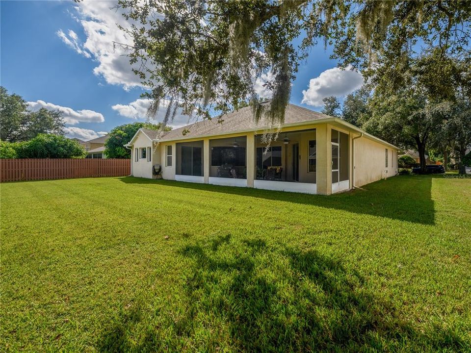 For Sale: $425,000 (4 beds, 2 baths, 2604 Square Feet)