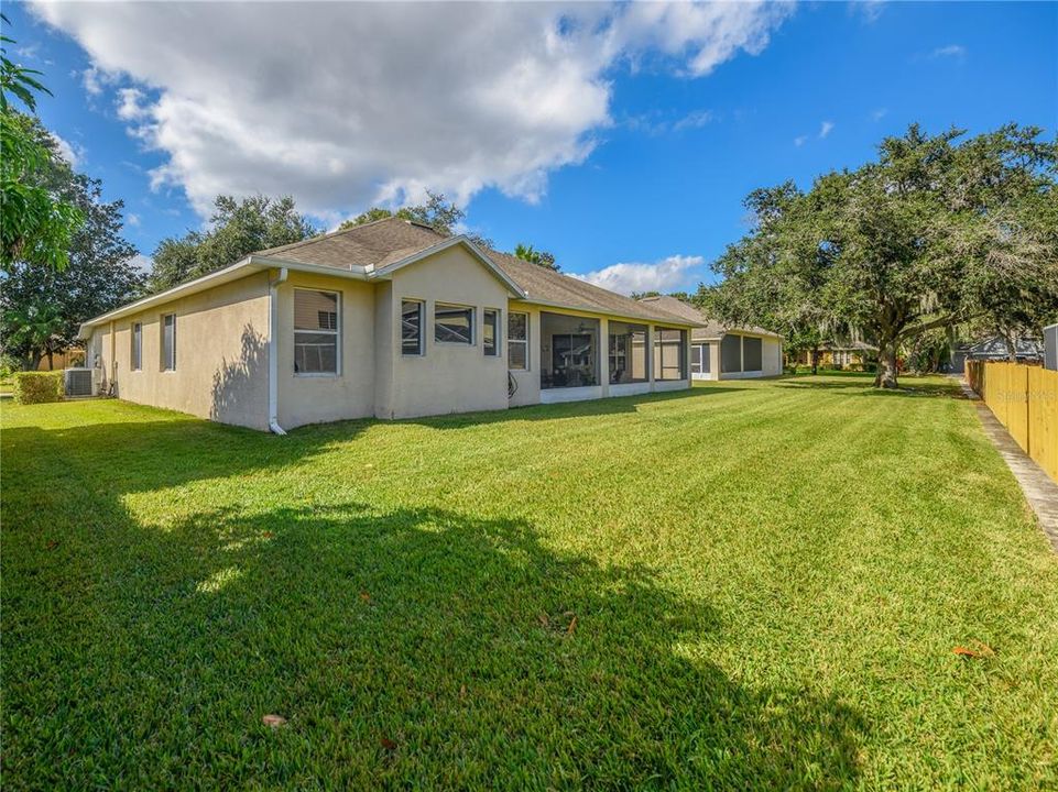 For Sale: $425,000 (4 beds, 2 baths, 2604 Square Feet)