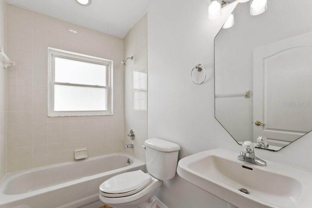 На продажу: $534,900 (3 спален, 2 ванн, 1662 Квадратных фут)