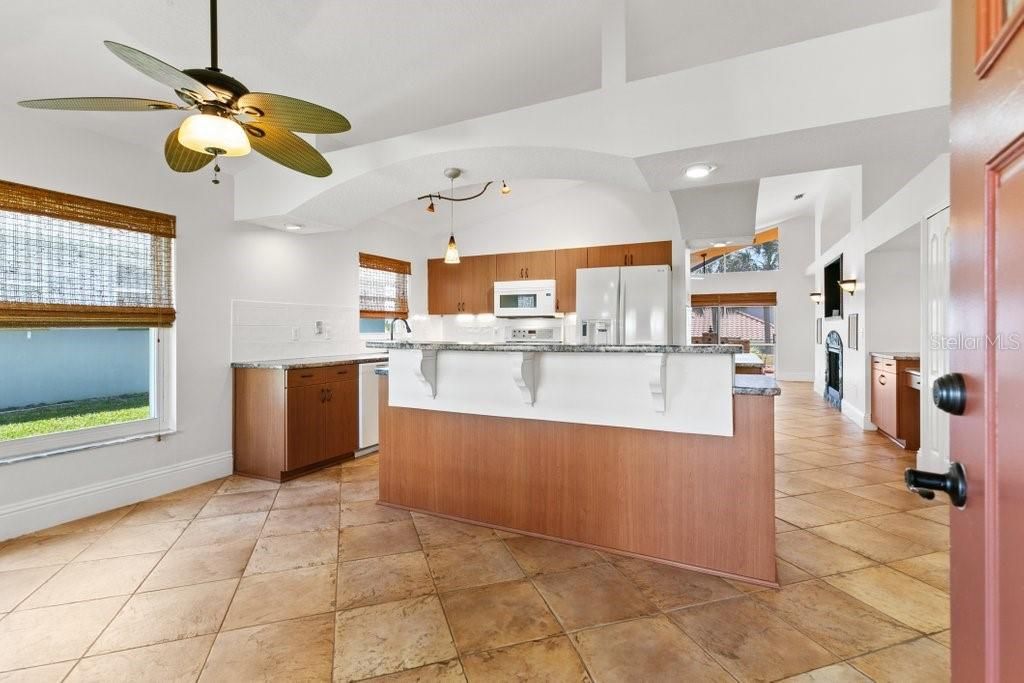 На продажу: $534,900 (3 спален, 2 ванн, 1662 Квадратных фут)