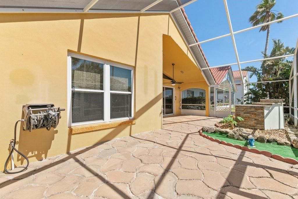 На продажу: $534,900 (3 спален, 2 ванн, 1662 Квадратных фут)