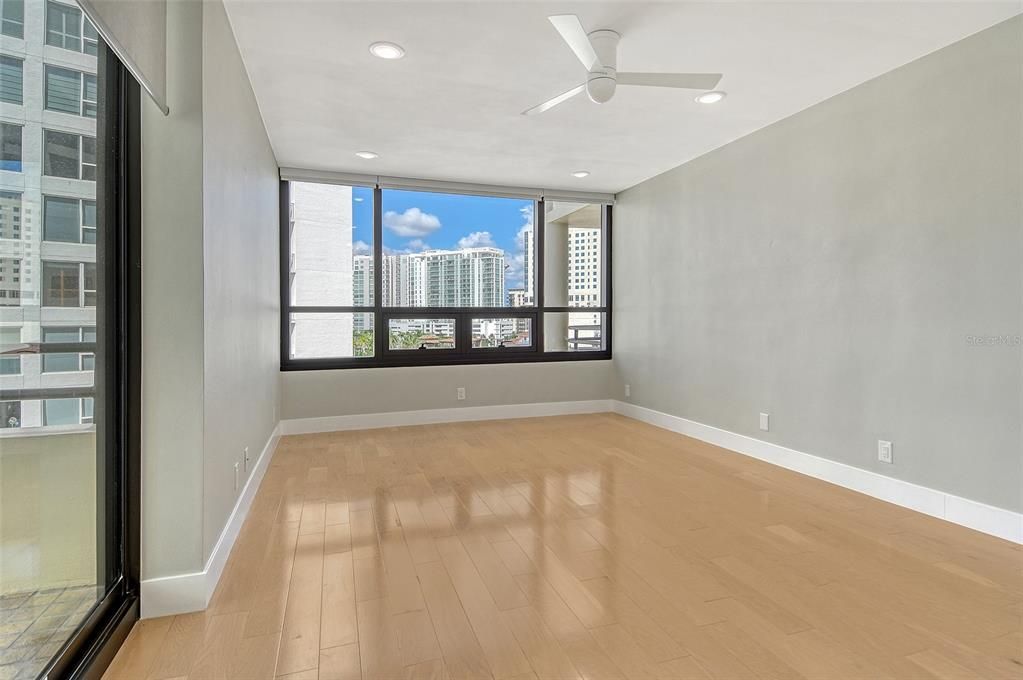 For Rent: $7,000 (3 beds, 3 baths, 2042 Square Feet)