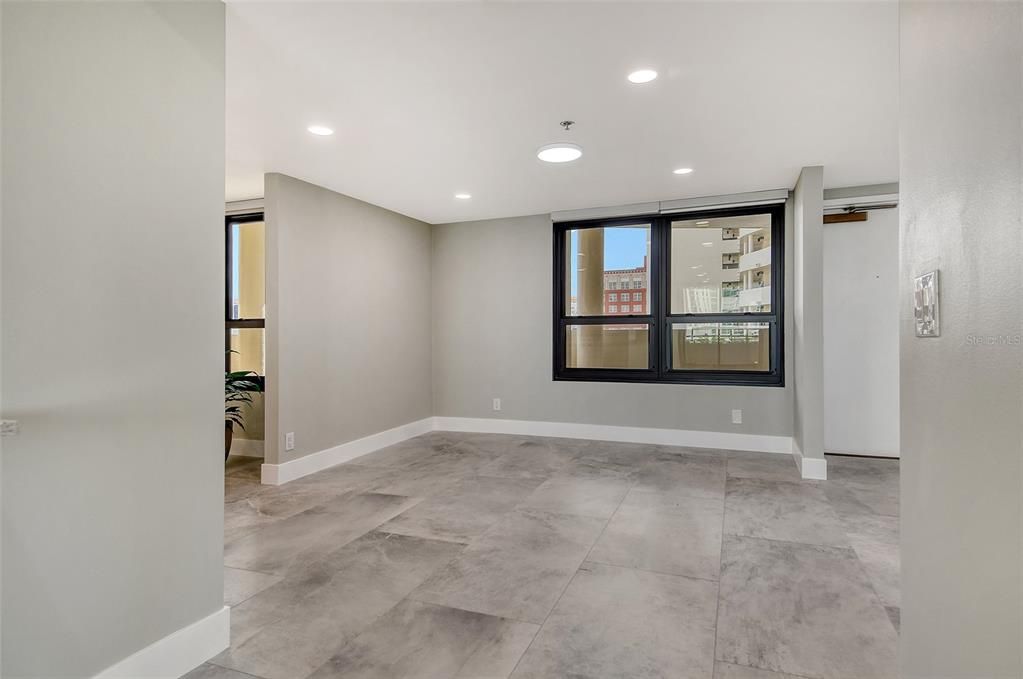 For Rent: $7,000 (3 beds, 3 baths, 2042 Square Feet)