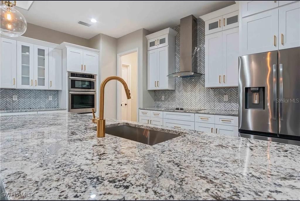 В аренду: $4,500 (3 спален, 3 ванн, 2326 Квадратных фут)