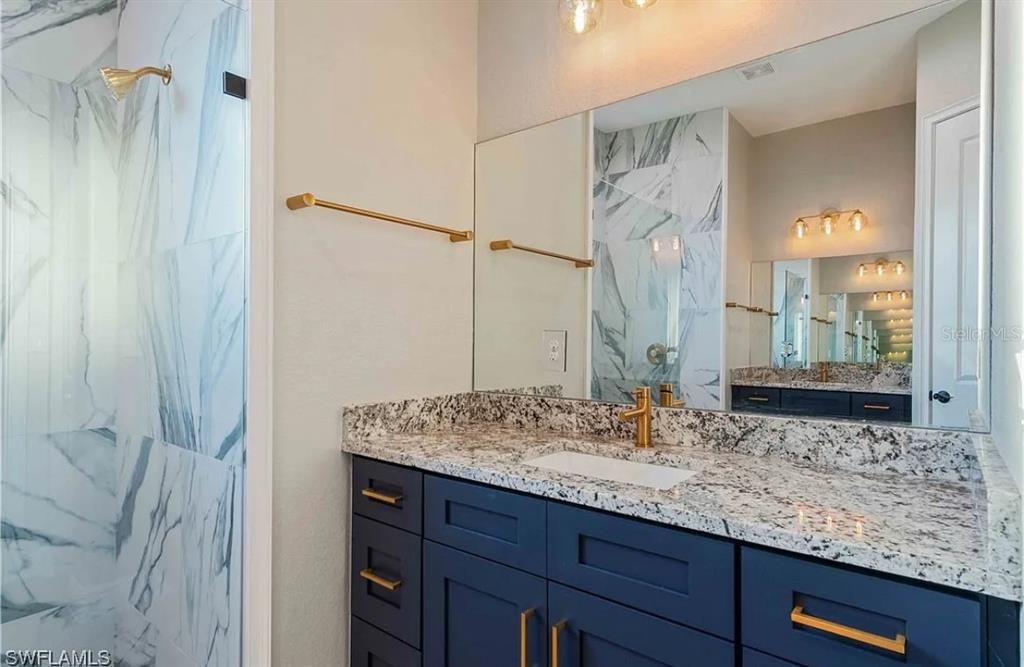 В аренду: $4,500 (3 спален, 3 ванн, 2326 Квадратных фут)