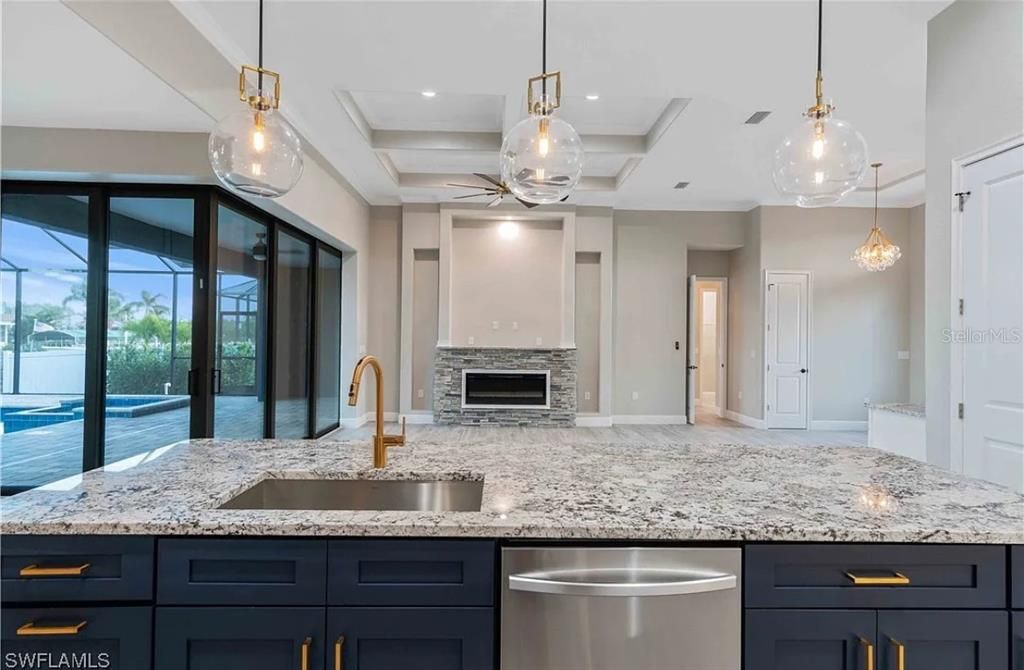 В аренду: $4,500 (3 спален, 3 ванн, 2326 Квадратных фут)