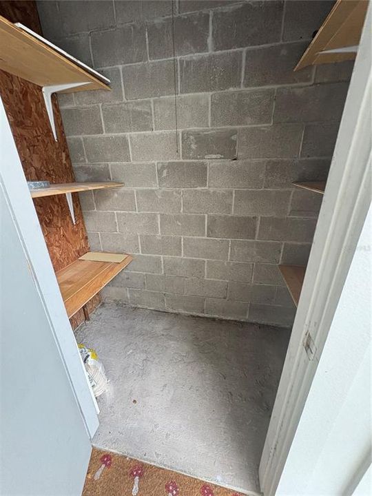 待售: $189,000 (2 贝兹, 2 浴室, 1274 平方英尺)