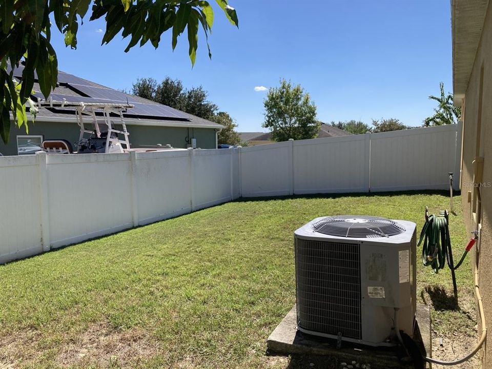 待售: $364,900 (4 贝兹, 2 浴室, 1840 平方英尺)