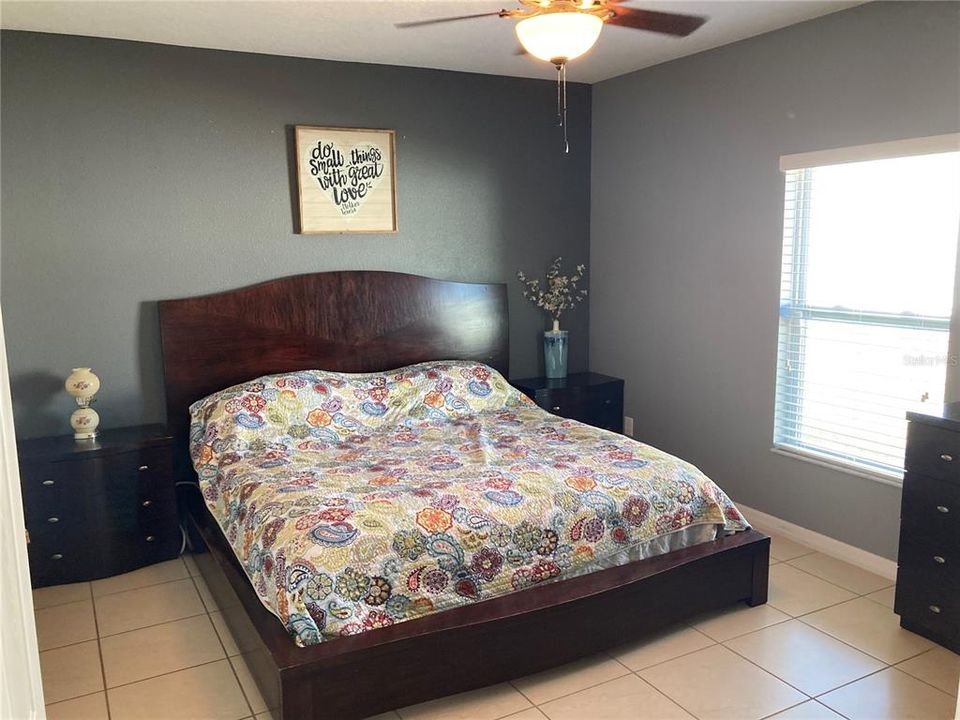 待售: $364,900 (4 贝兹, 2 浴室, 1840 平方英尺)