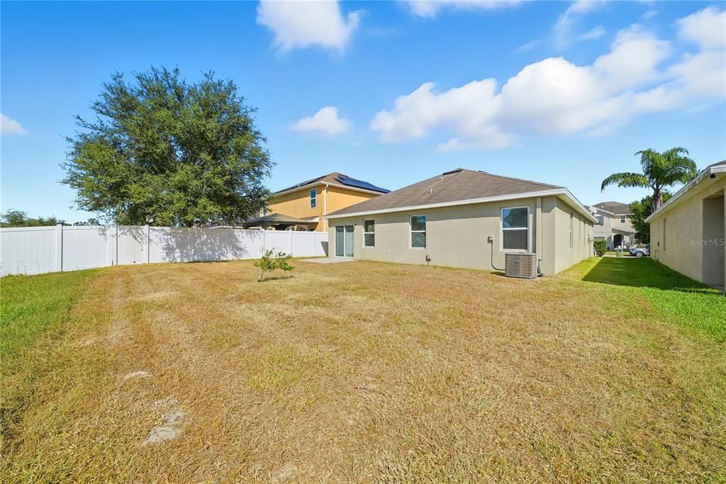 待售: $337,500 (4 贝兹, 2 浴室, 1767 平方英尺)