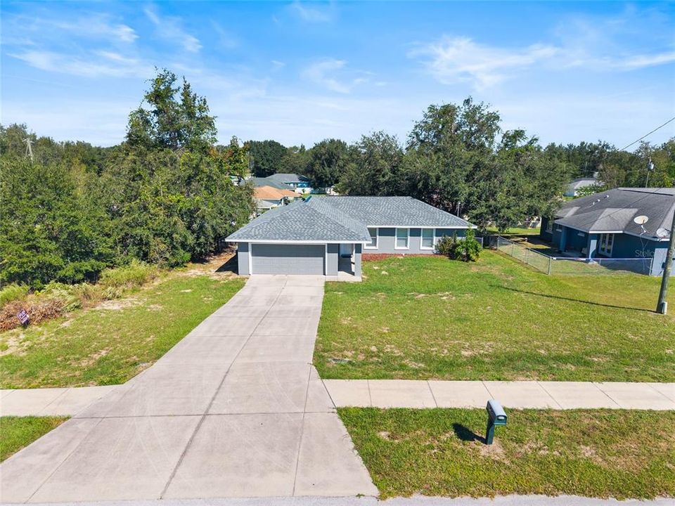 Active With Contract: $240,000 (3 beds, 2 baths, 1475 Square Feet)