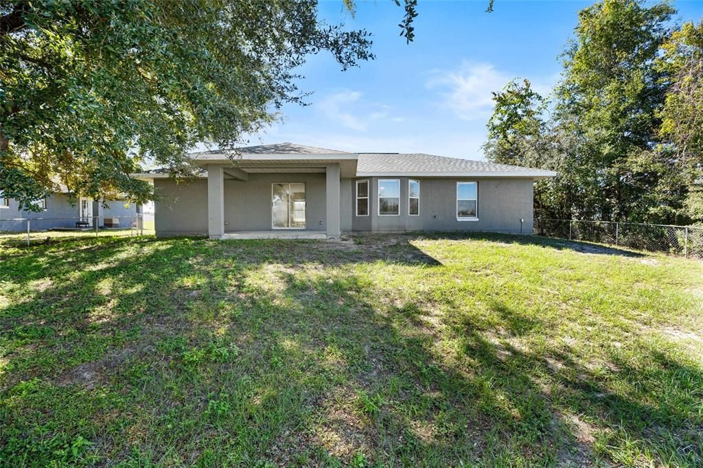 Active With Contract: $240,000 (3 beds, 2 baths, 1475 Square Feet)