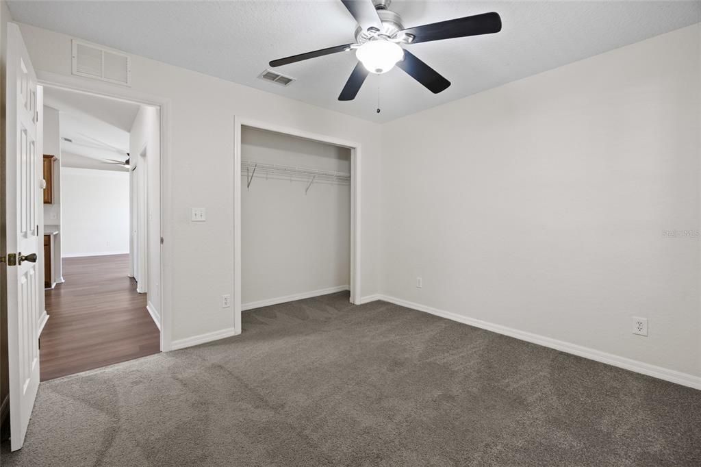 Active With Contract: $240,000 (3 beds, 2 baths, 1475 Square Feet)