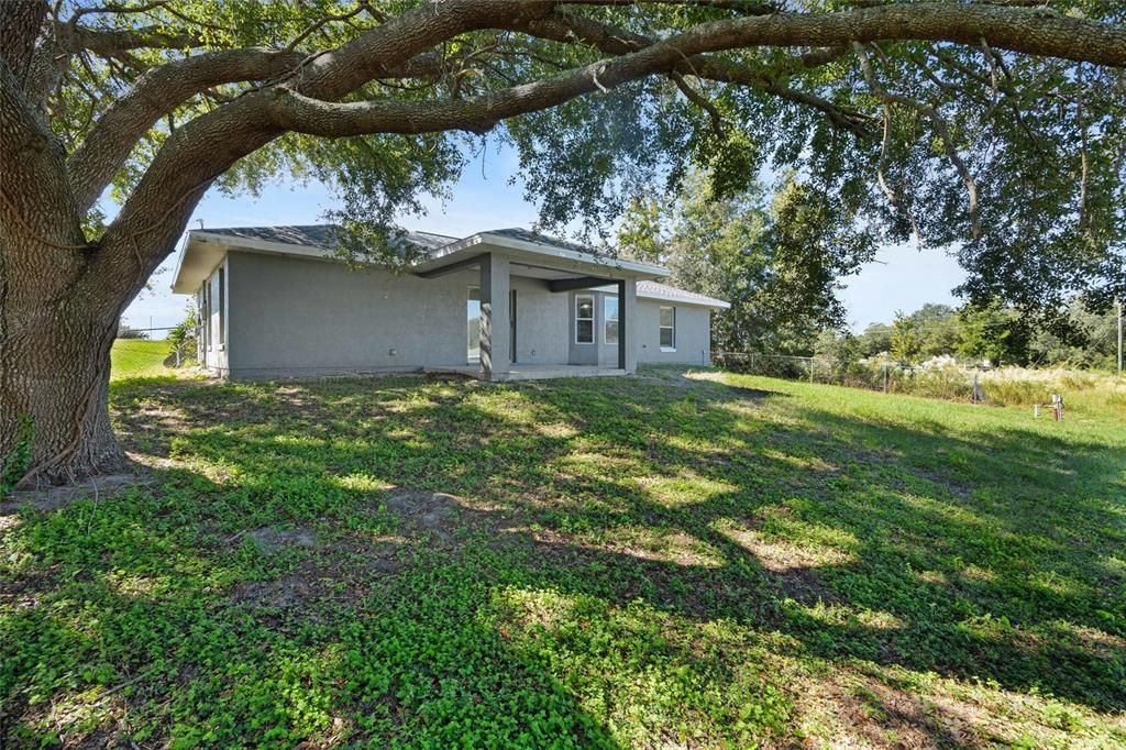 Active With Contract: $240,000 (3 beds, 2 baths, 1475 Square Feet)