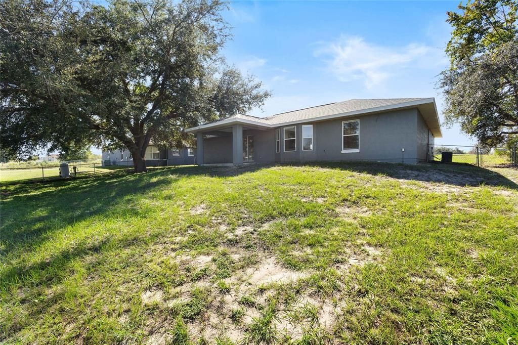 Active With Contract: $240,000 (3 beds, 2 baths, 1475 Square Feet)