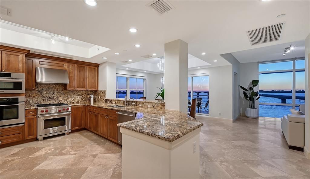 For Sale: $3,395,000 (3 beds, 3 baths, 3031 Square Feet)