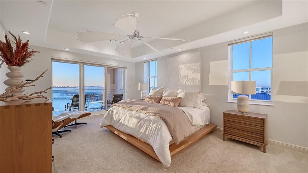 For Sale: $3,395,000 (3 beds, 3 baths, 3031 Square Feet)