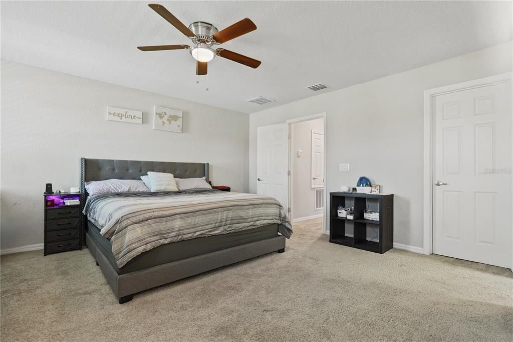 待售: $324,000 (3 贝兹, 2 浴室, 1884 平方英尺)