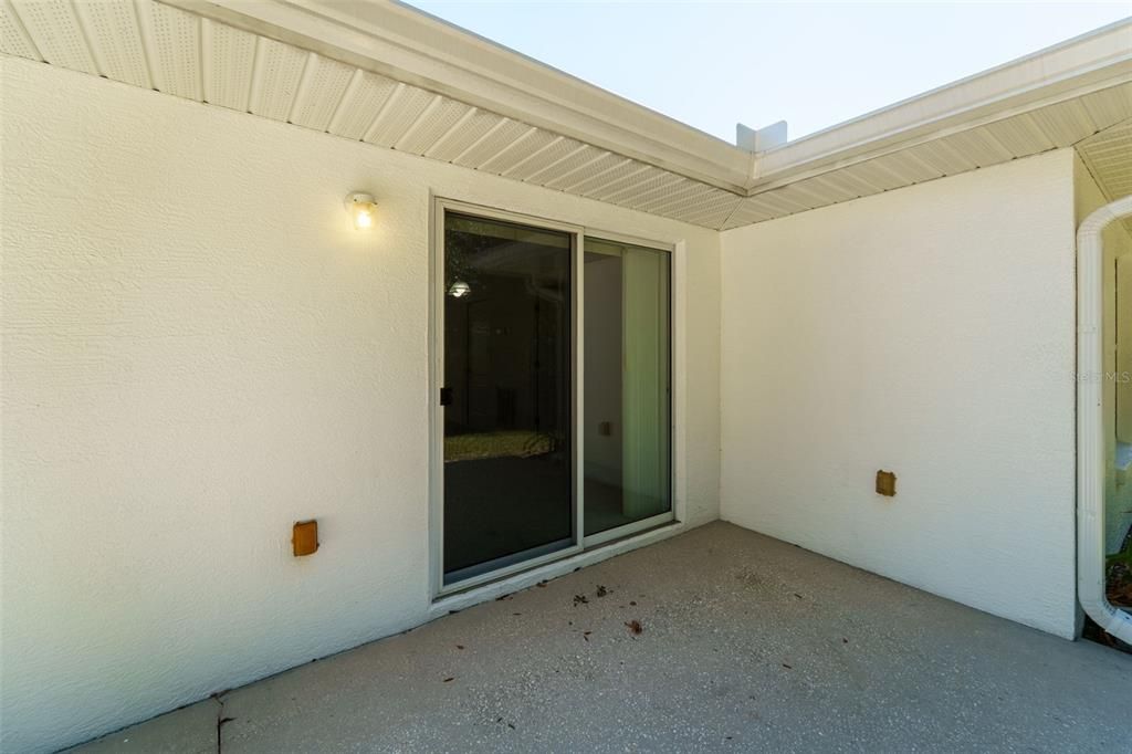 For Sale: $264,900 (3 beds, 2 baths, 1315 Square Feet)