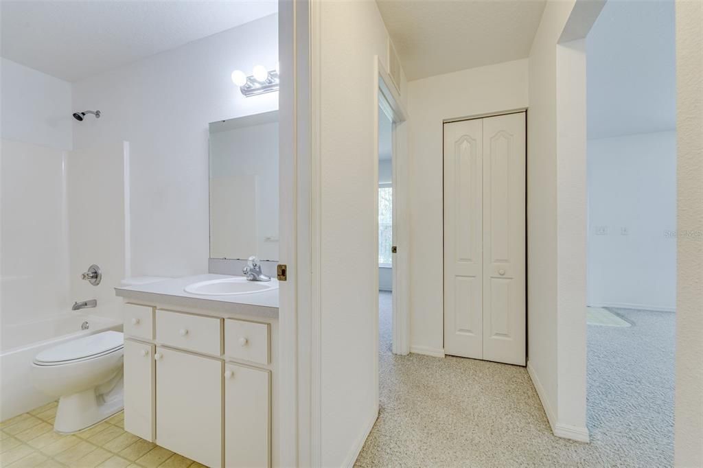 For Sale: $264,900 (3 beds, 2 baths, 1315 Square Feet)