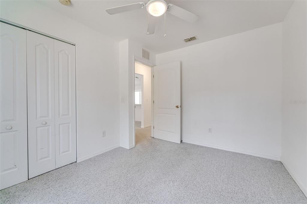 For Sale: $264,900 (3 beds, 2 baths, 1315 Square Feet)