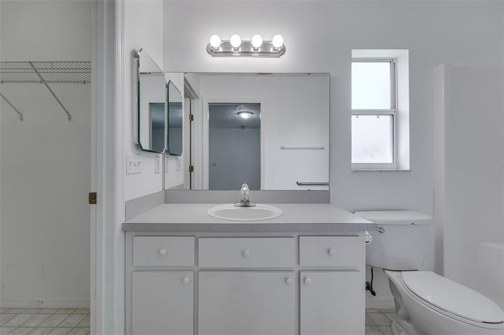 For Sale: $264,900 (3 beds, 2 baths, 1315 Square Feet)