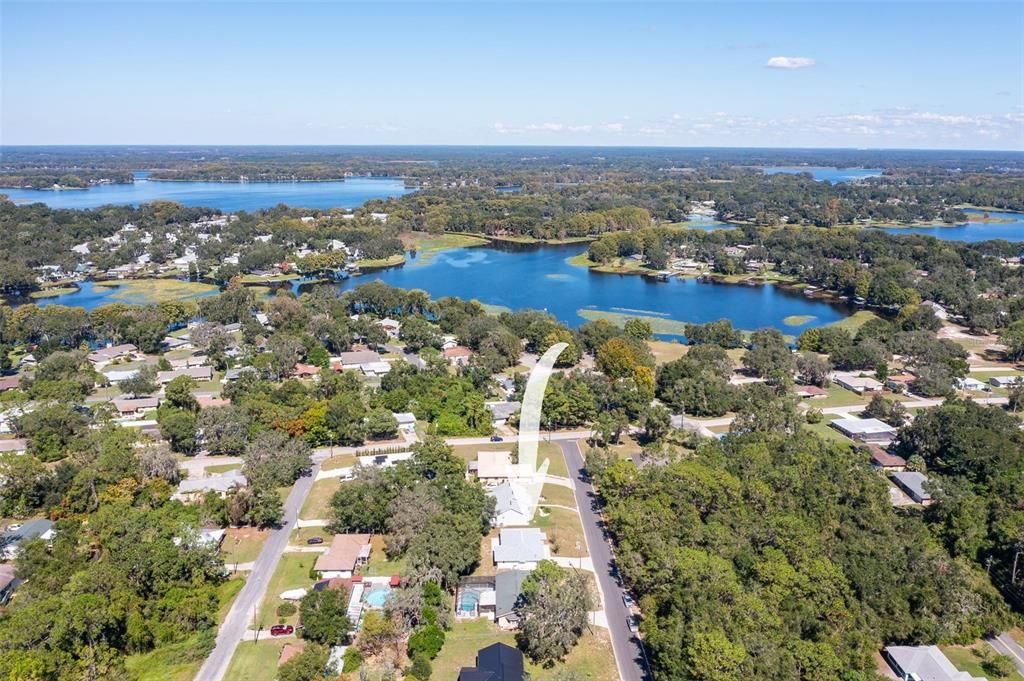 For Sale: $264,900 (3 beds, 2 baths, 1315 Square Feet)