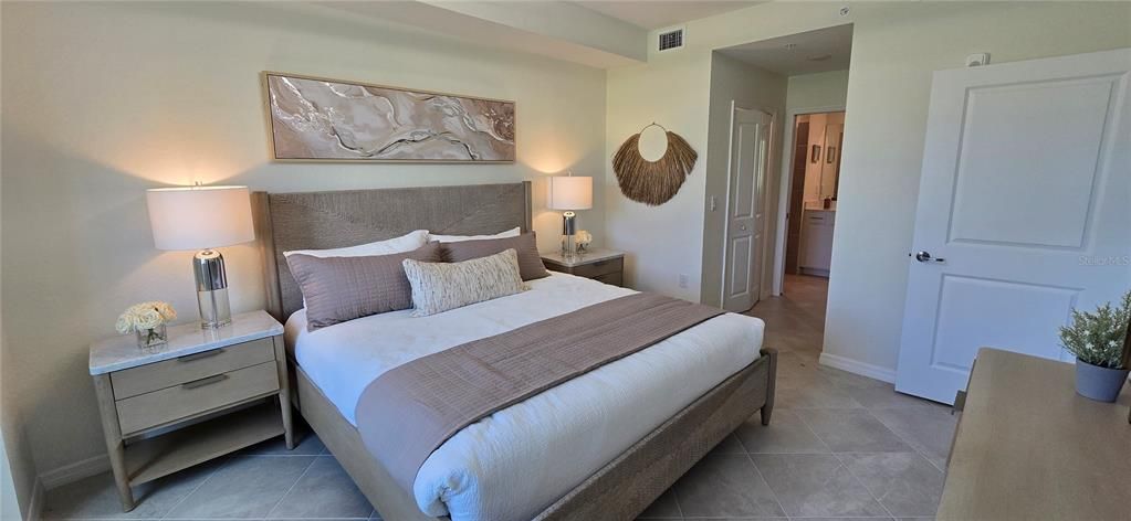 For Sale: $409,000 (2 beds, 2 baths, 1366 Square Feet)