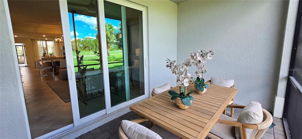 For Sale: $409,000 (2 beds, 2 baths, 1366 Square Feet)