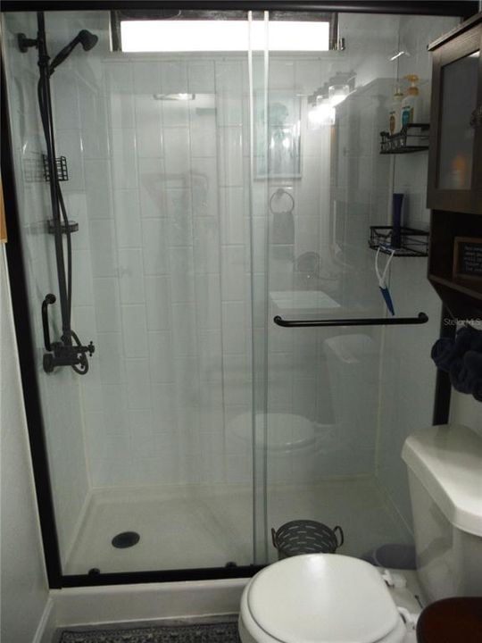 Под контрактом: $225,000 (2 спален, 2 ванн, 1056 Квадратных фут)