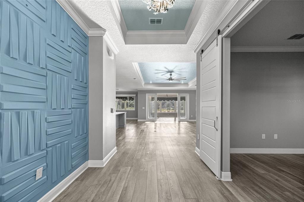 Activo con contrato: $649,900 (3 camas, 3 baños, 3371 Pies cuadrados)