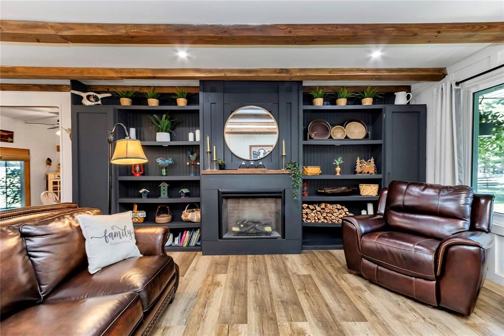 待售: $449,000 (3 贝兹, 2 浴室, 2024 平方英尺)