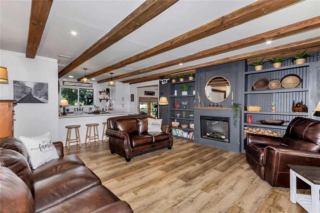 待售: $449,000 (3 贝兹, 2 浴室, 2024 平方英尺)