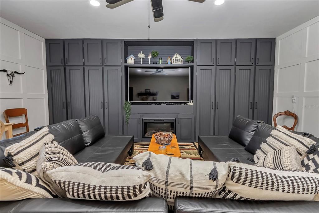 待售: $449,000 (3 贝兹, 2 浴室, 2024 平方英尺)