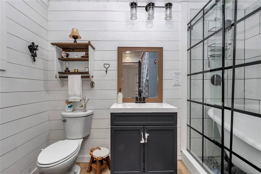 待售: $449,000 (3 贝兹, 2 浴室, 2024 平方英尺)