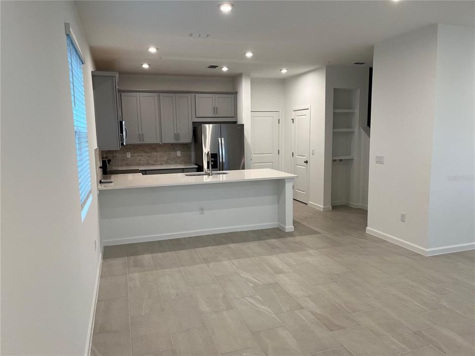 Active With Contract: $439,990 (4 beds, 2 baths, 1678 Square Feet)