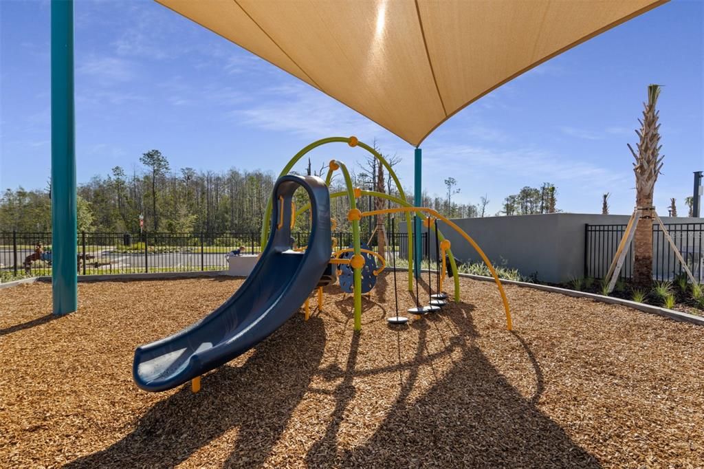 Active With Contract: $439,990 (4 beds, 2 baths, 1678 Square Feet)