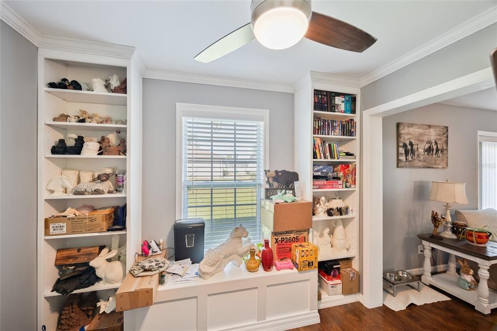 For Sale: $298,000 (2 beds, 2 baths, 1230 Square Feet)