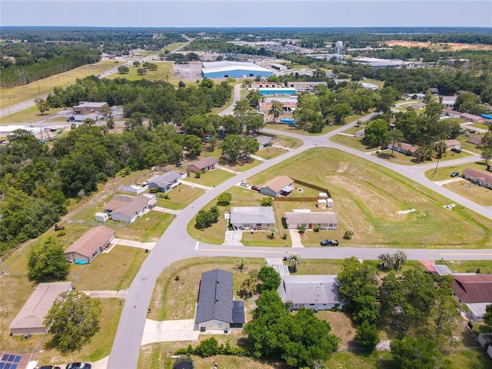 Под контрактом: $208,000 (3 спален, 2 ванн, 1012 Квадратных фут)