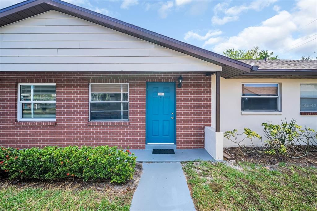 For Sale: $115,000 (1 beds, 1 baths, 640 Square Feet)