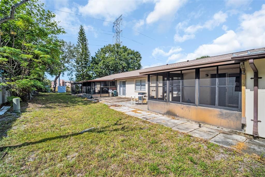 For Sale: $115,000 (1 beds, 1 baths, 640 Square Feet)